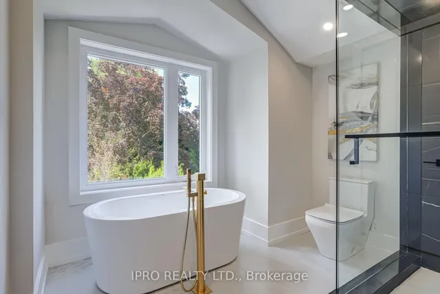 Additional image 40 of 594 Broadway Ave