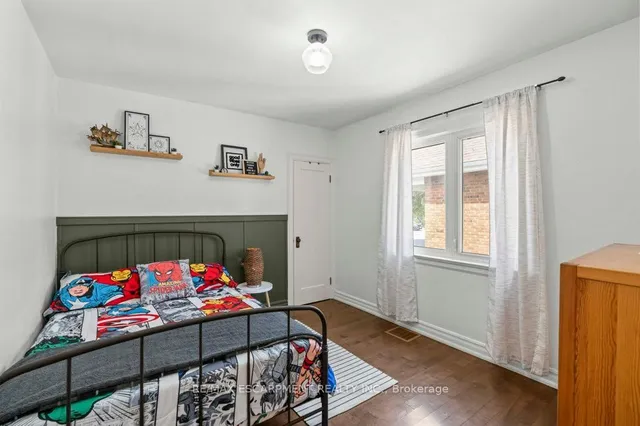 Additional image 21 of 103 Cameron Ave