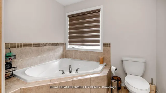 Additional image 8 of 36 Spokanne St