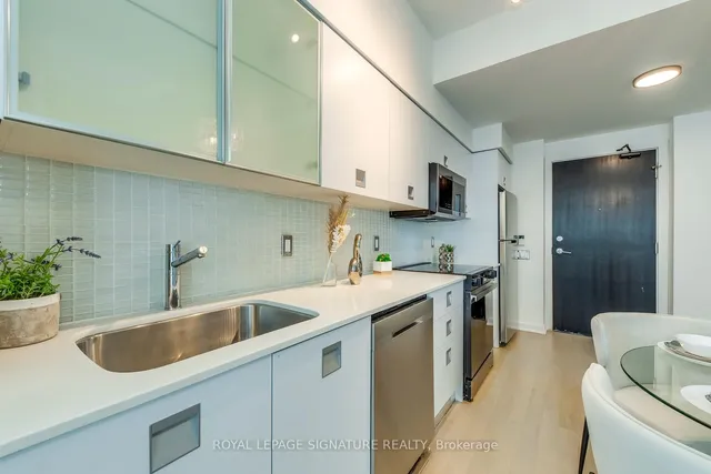 Additional image 13 of 33 Charles St Unit 3001