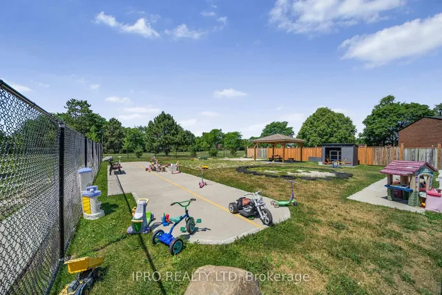 Additional image 47 of 900 Central Park Dr Unit 23