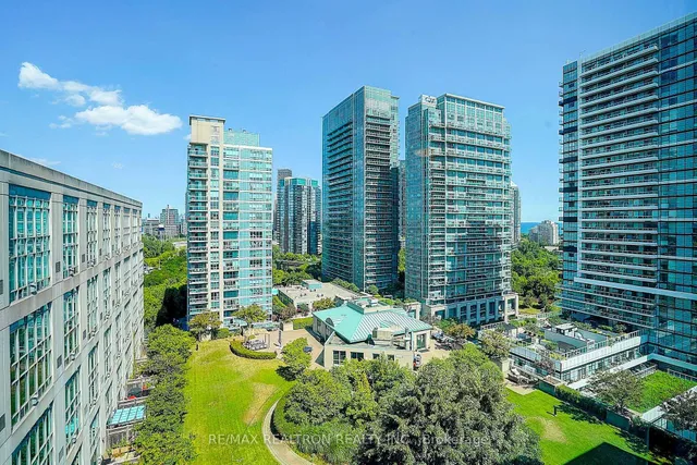 Additional image 29 of 250 Manitoba St Unit PH 802