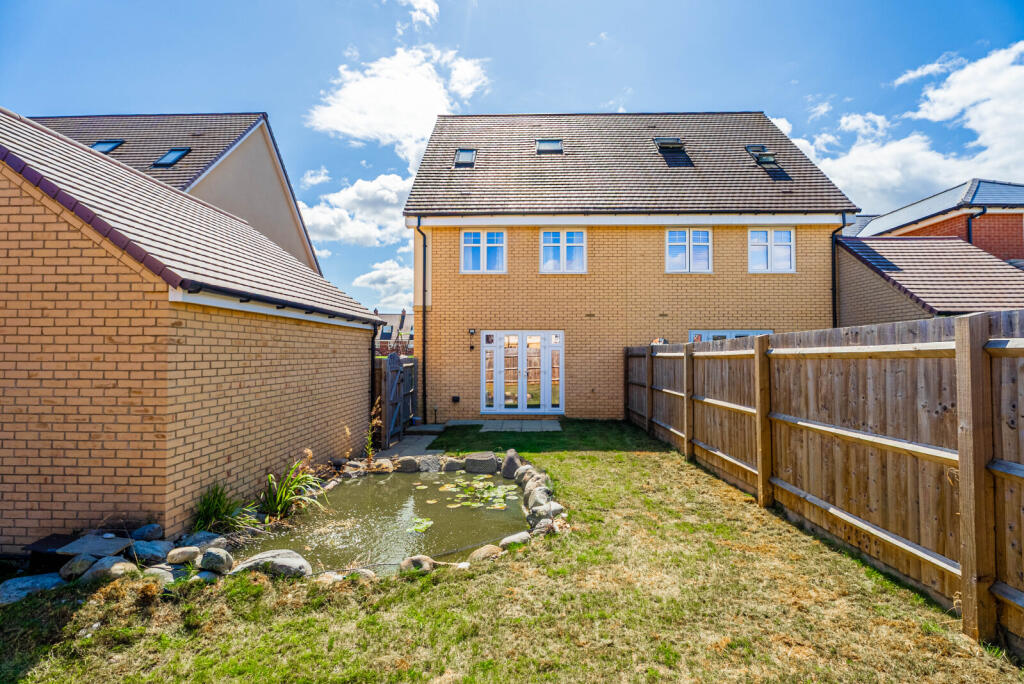 Additional image 14 of Falcon Way, St. Albans, Hertfordshire, AL4