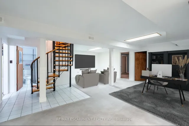 Additional image 30 of 902 North Shore Blvd