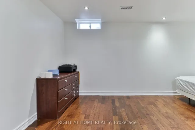 Additional image 44 of 1 Eastview Gate