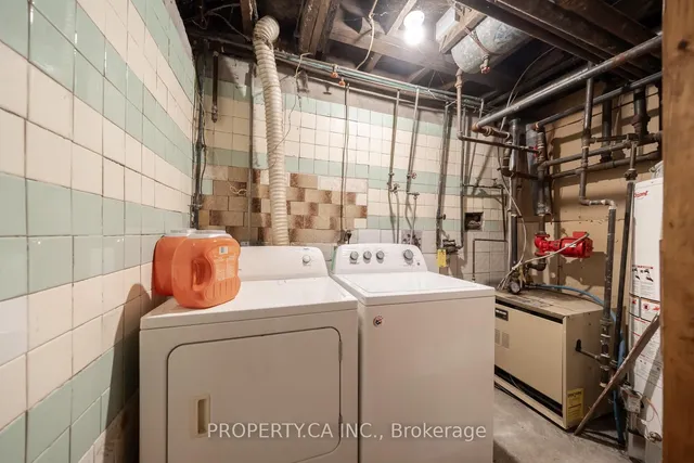 Additional image 26 of 35 Pinewood Ave