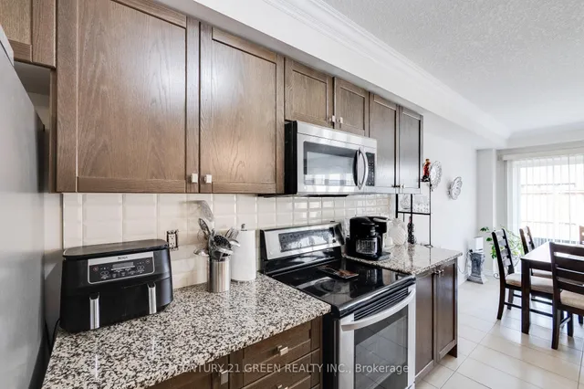 Additional image 28 of 22 Scarletwood St