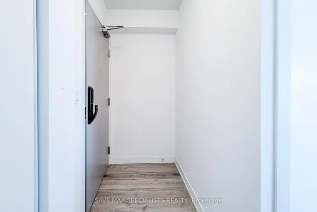 Additional image 6 of 3200 Dakota Common Unit B403