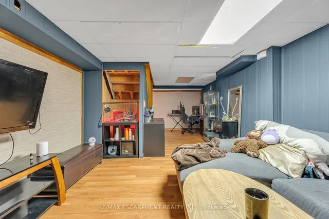 Additional image 32 of 316 Fennell Ave