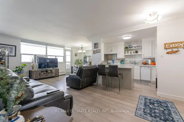 Additional image 4 of 541 Blackthorn Ave Unit 1202