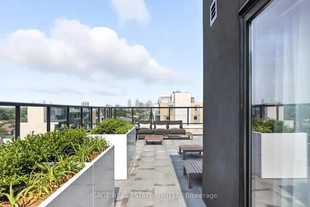 Additional image 16 of 863 St Clair Ave Unit 206