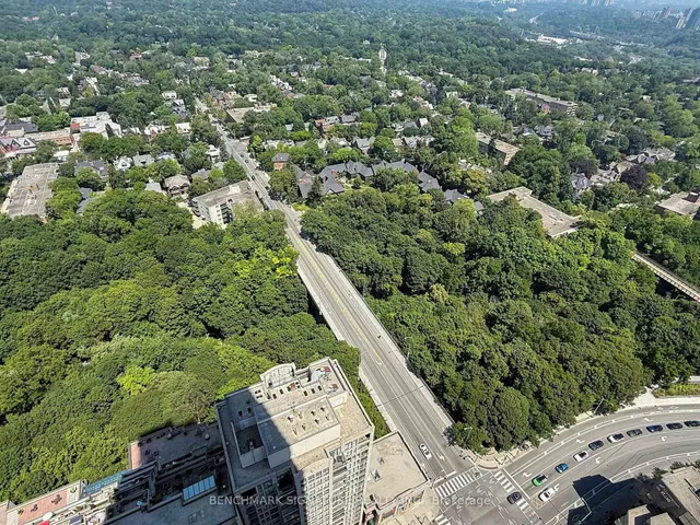 Additional image 24 of 395 Bloor St Unit 3705