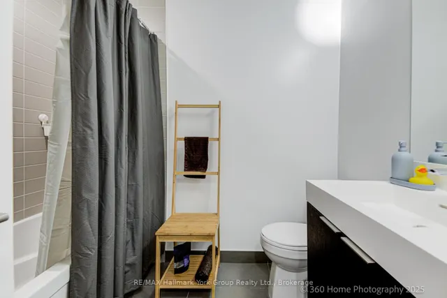 Additional image 10 of 3100 Keele St Unit 534