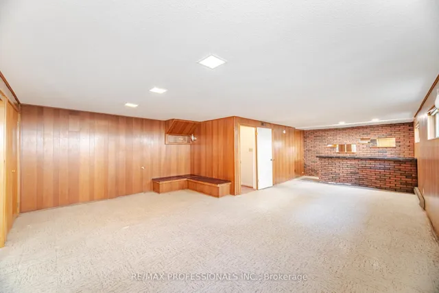 Additional image 26 of 3667 Beechollow Cres