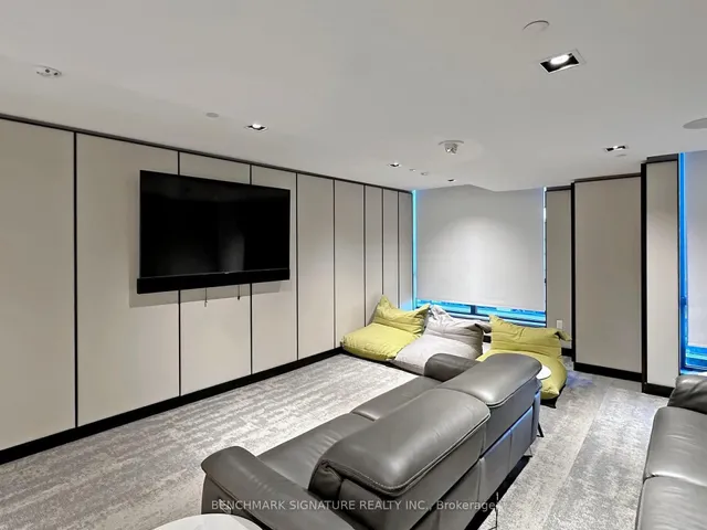 Additional image 31 of 395 Bloor St Unit 3705