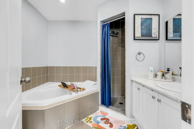 Additional image 19 of 971 Francine Cres