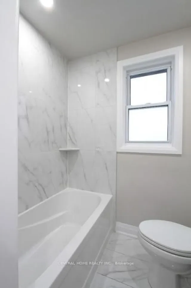 Additional image 11 of 226 Donlands Ave