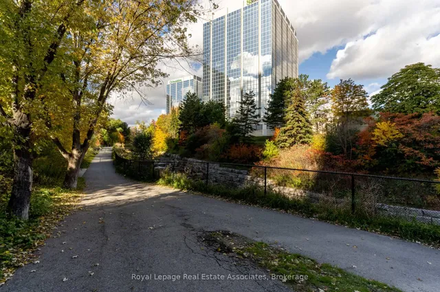 Additional image 41 of 90 Absolute Ave Unit 2410