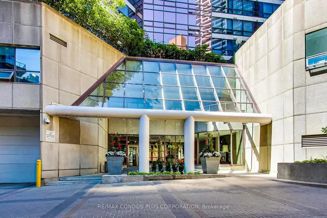 Additional image 5 of 1001 Bay St Unit 2705