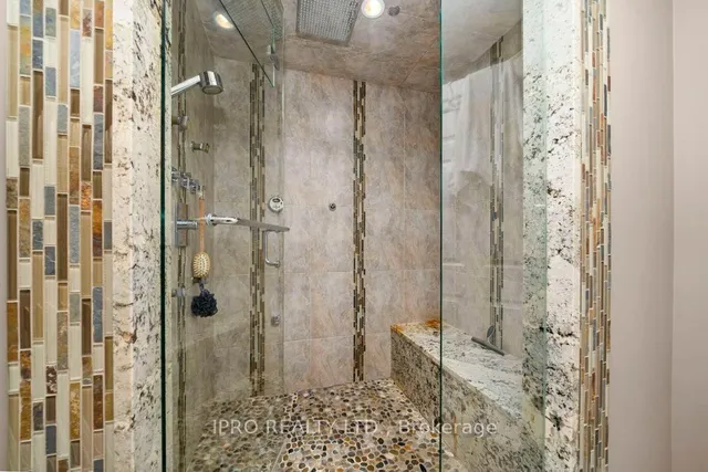 Additional image 36 of 46 Scott St