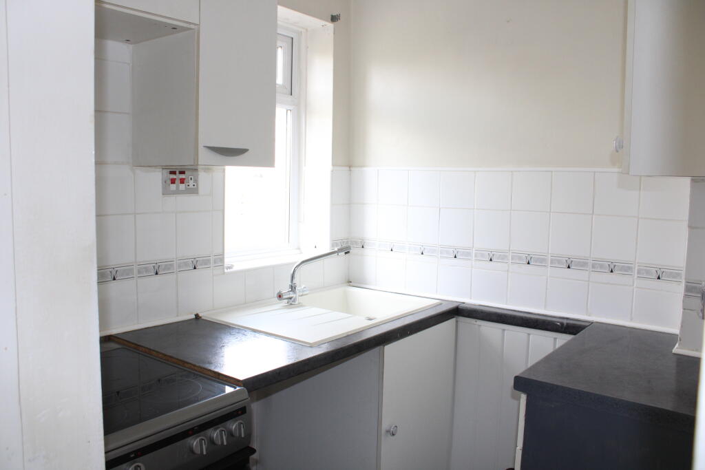 Additional image 5 of North Western Yeovil