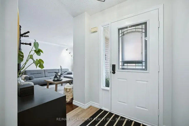 Additional image 4 of 38 Locke St