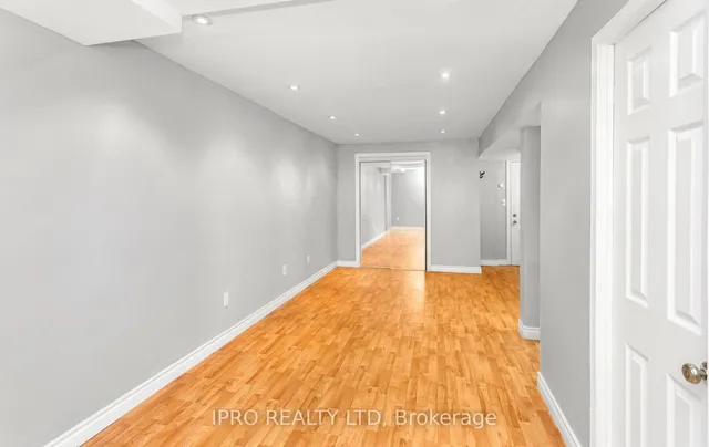 Additional image 36 of 116 Lake Louise Dr