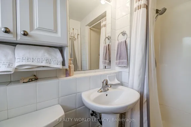 Additional image 32 of 5107 Spruce Ave