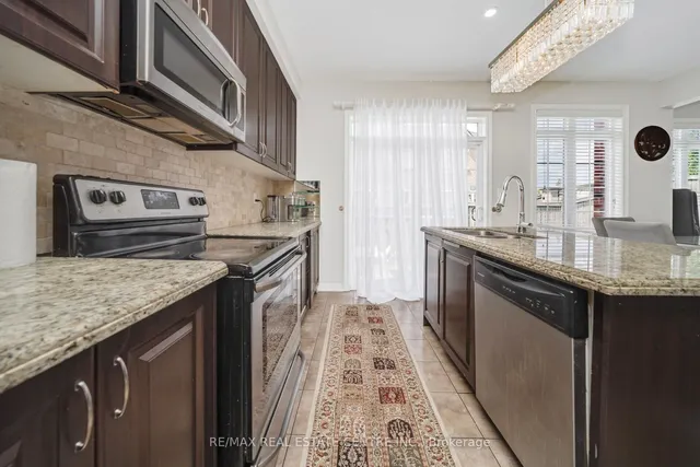 Additional image 16 of 180 Bonnie Braes Dr