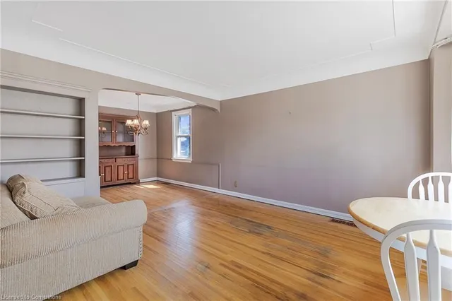 Additional image 13 of 191 East 32nd St