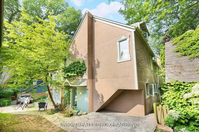 Additional image 46 of 32B Victoria Park Ave