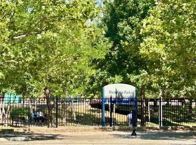 Additional image 15 of 310 Village Green Sq Unit TH#38