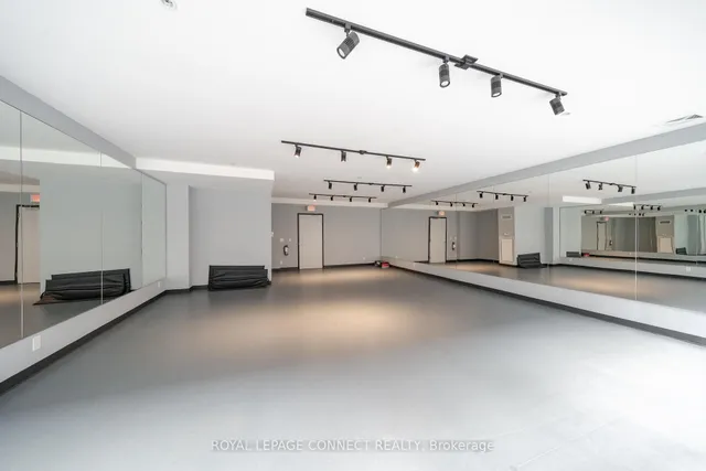 Additional image 15 of 39 Brant St Unit 206