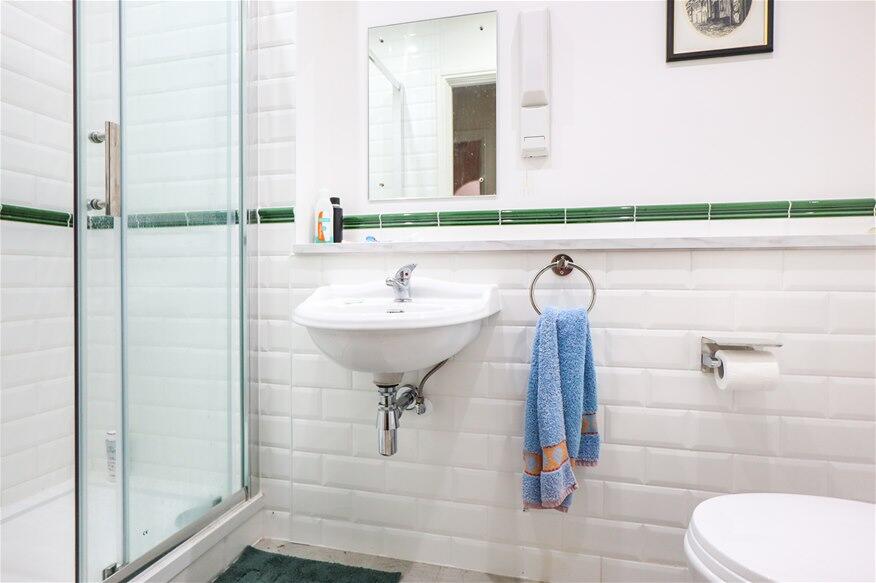 Additional image 8 of Sun Lane, Harpenden, AL5