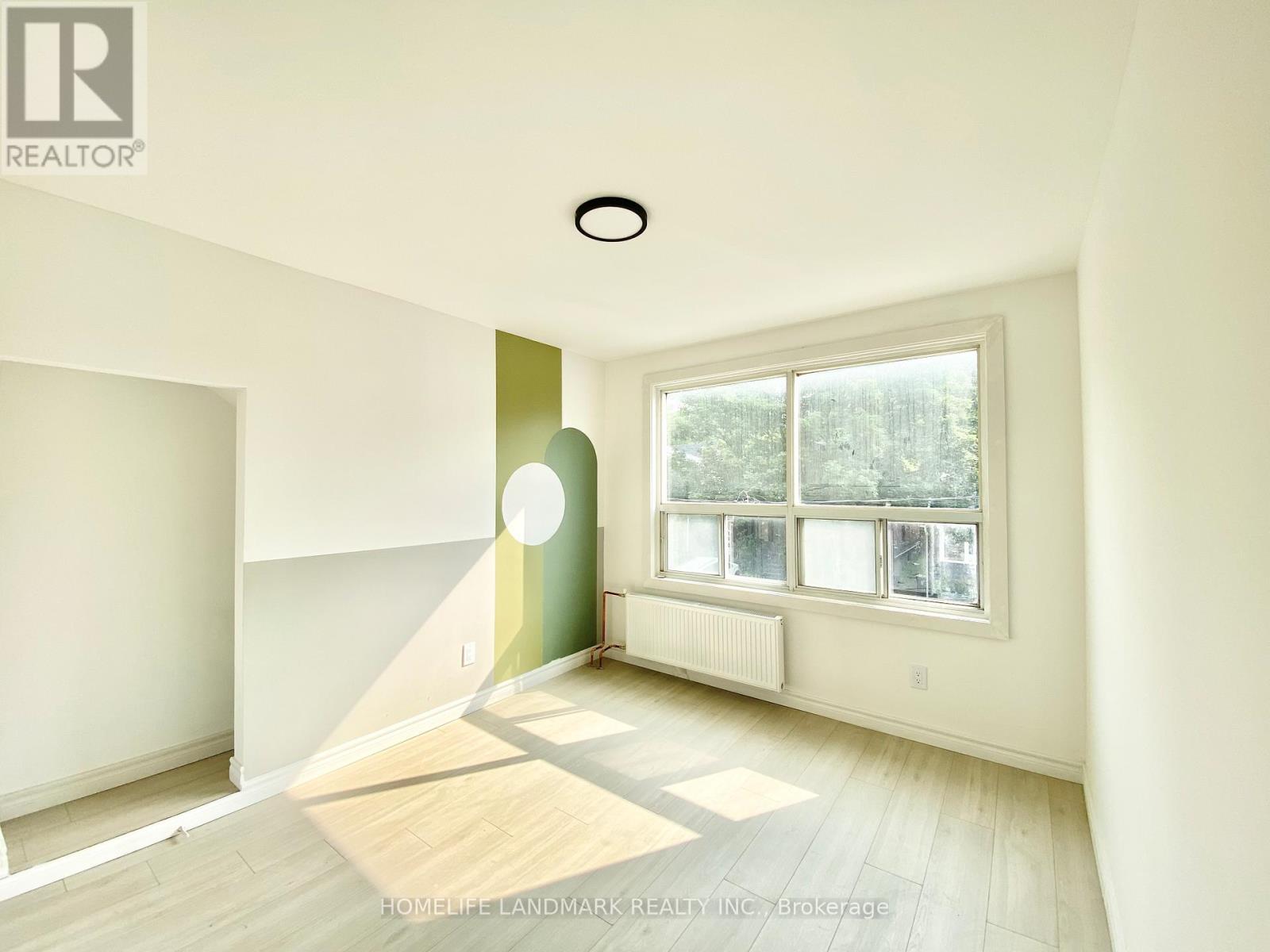 Property image for 201 - 18 GIFFORD STREET|Toronto (Cabbagetown-South St. James Town), Ontario M5A3J1