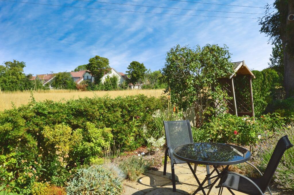 Additional image 6 of Roestock Lane, Colney Heath, AL4