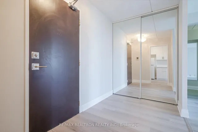 Additional image 5 of 2 Glamorgan Ave Unit 602