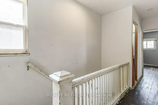 Additional image 18 of 11 Elm St