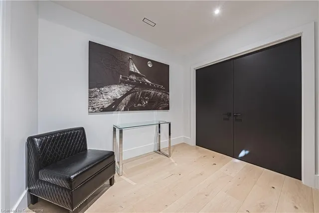 Additional image 44 of 135 Eleanor Ave