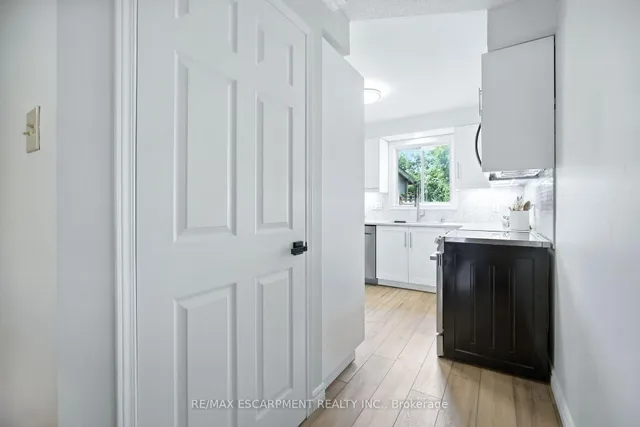 Additional image 11 of 38 Locke St