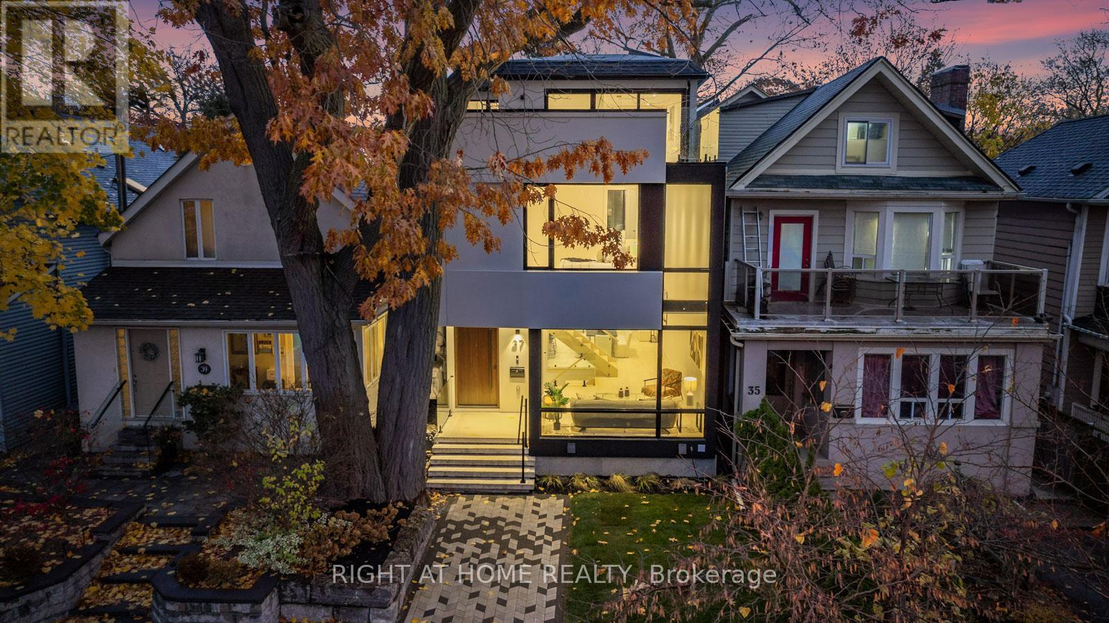 Property image for 37 KENILWORTH AVENUE|Toronto (The Beaches), Ontario M4L3S4