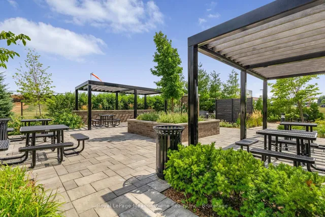 Additional image 7 of 610 Farmstead Dr Unit 324