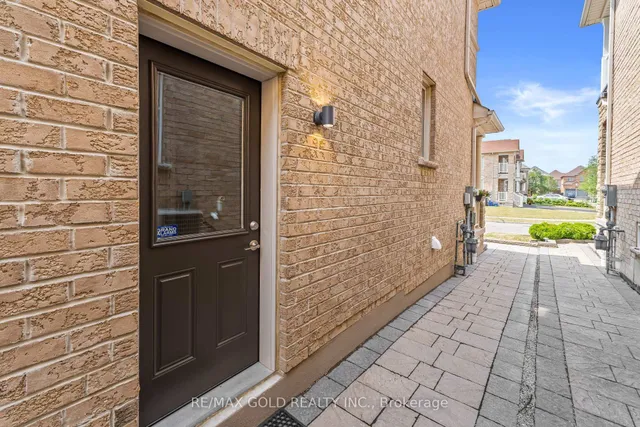 Additional image 18 of 52 Vanderpool Cres