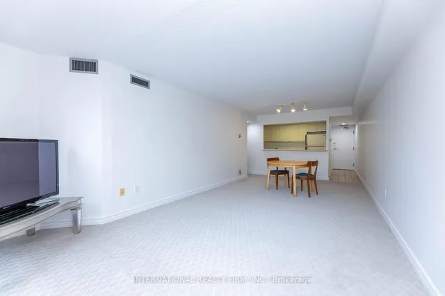 Additional image 17 of 705 King St Unit 215