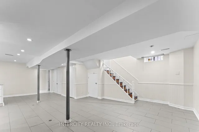 Additional image 39 of 3 Gervais Dr