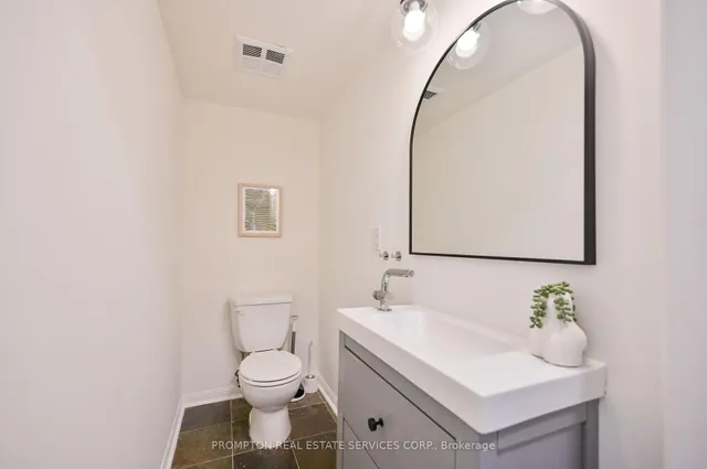 Additional image 26 of 18 Laidlaw St Unit 1030