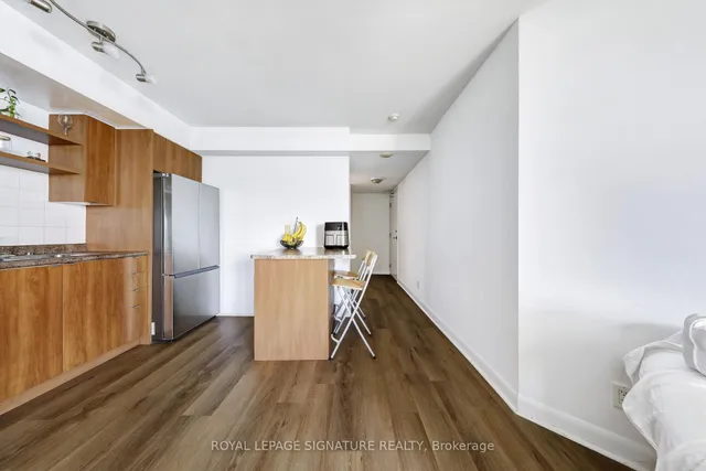 Additional image 11 of 600 Fleet St Unit 2405