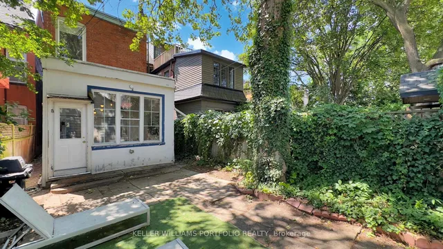 Additional image 24 of 51 Macdonell Ave