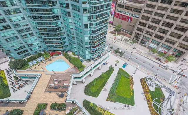 Additional image 36 of 10 Queens Quay Unit 706