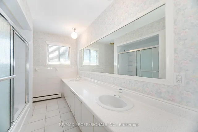 Additional image 25 of 3667 Beechollow Cres